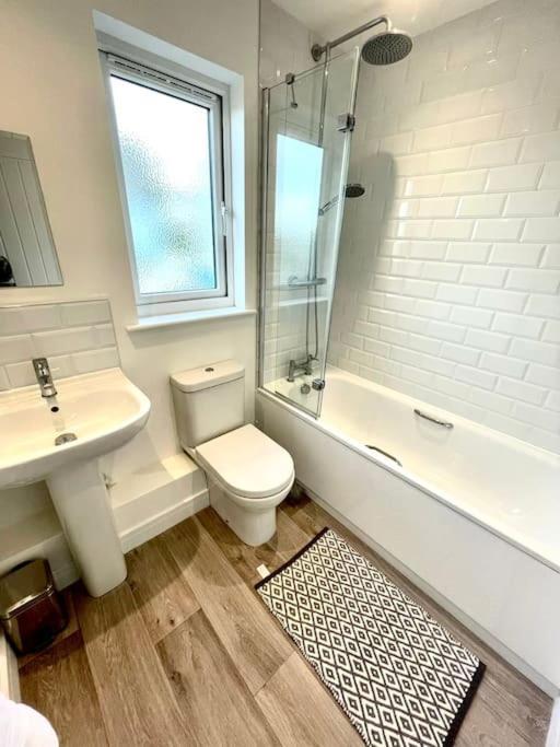 Holiday home Entire 3bed House Close To Westward Ho/ Town