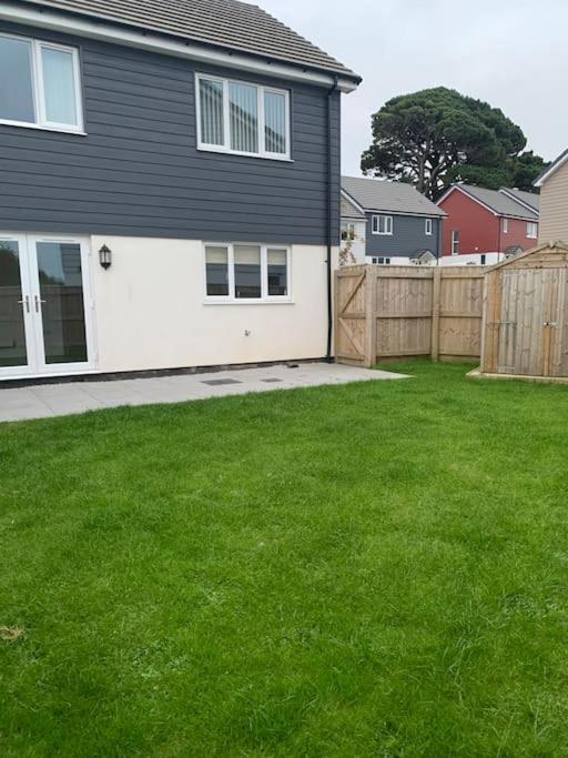 Entire 3bed House Close To Westward Ho/ Town